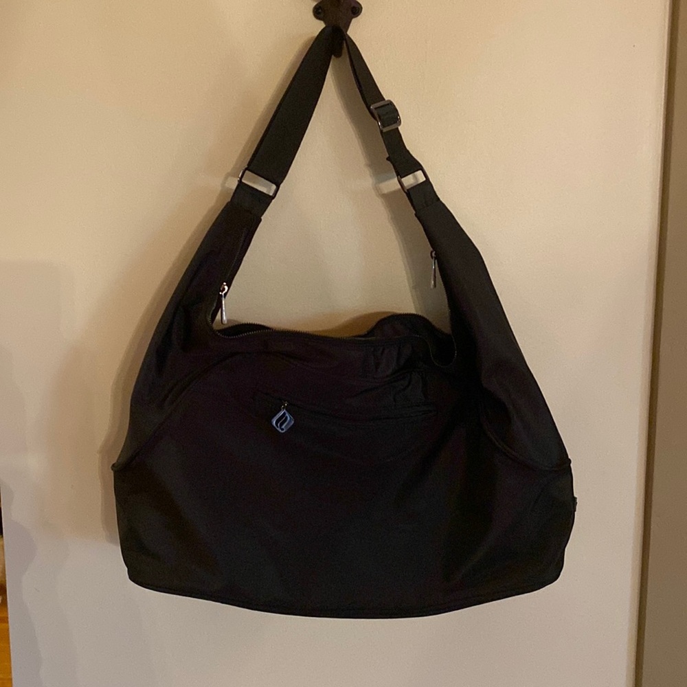 Fabletics The Spur Gym Bag